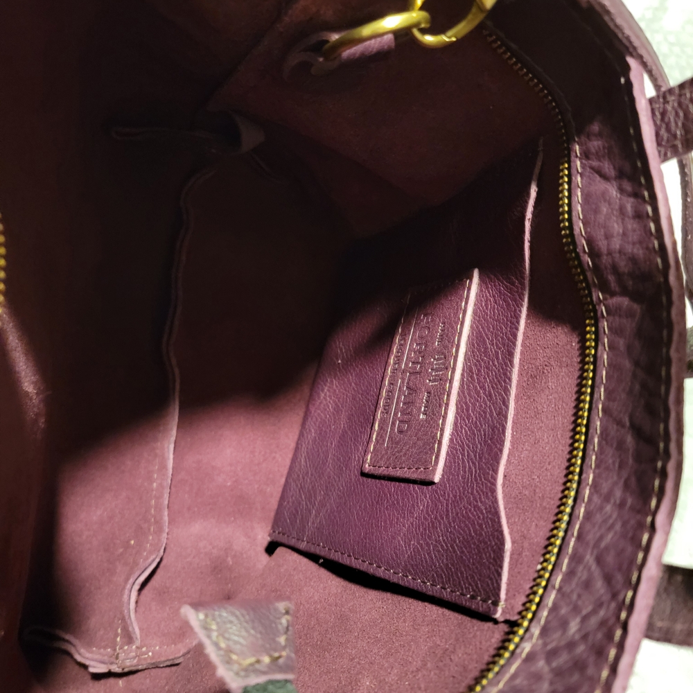 Portland Leather Plum Zipper Tote Bag - Picture 8 of 15